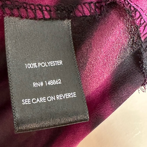 097 Georgette Hi-Low Short Sleeve Blouse - Picture 4 of 7